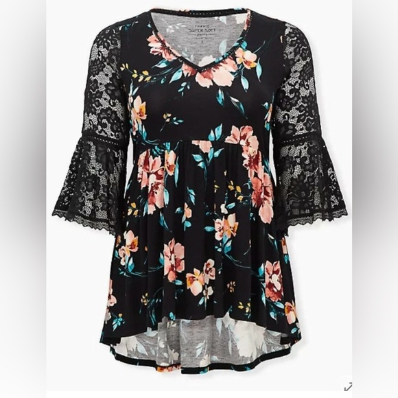 NWT Torrid Black Floral Blouse with Lace Sleeves - Picture 2 of 8